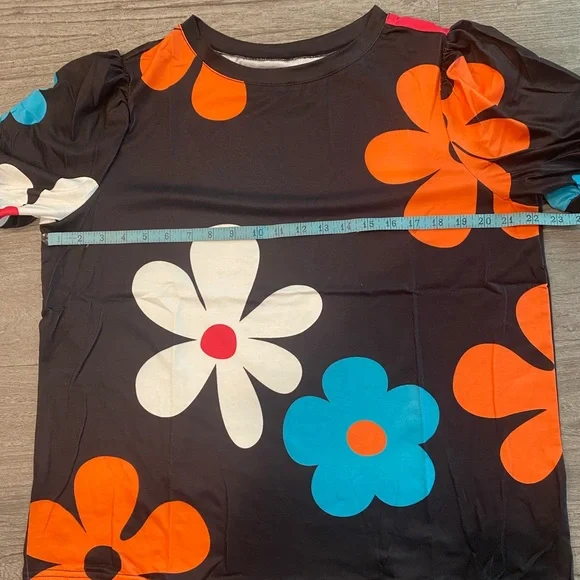 Retro Floral Print T-Shirt New in Packaging - Picture 6 of 9